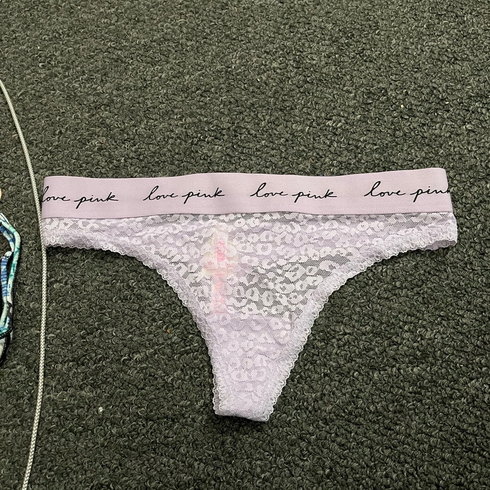 VS PINK Thong